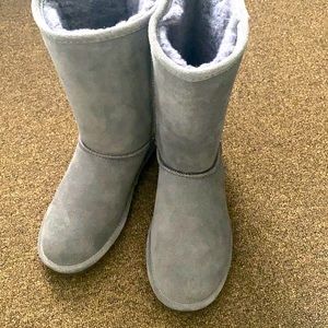 BearPaw Women’s Winter Boots